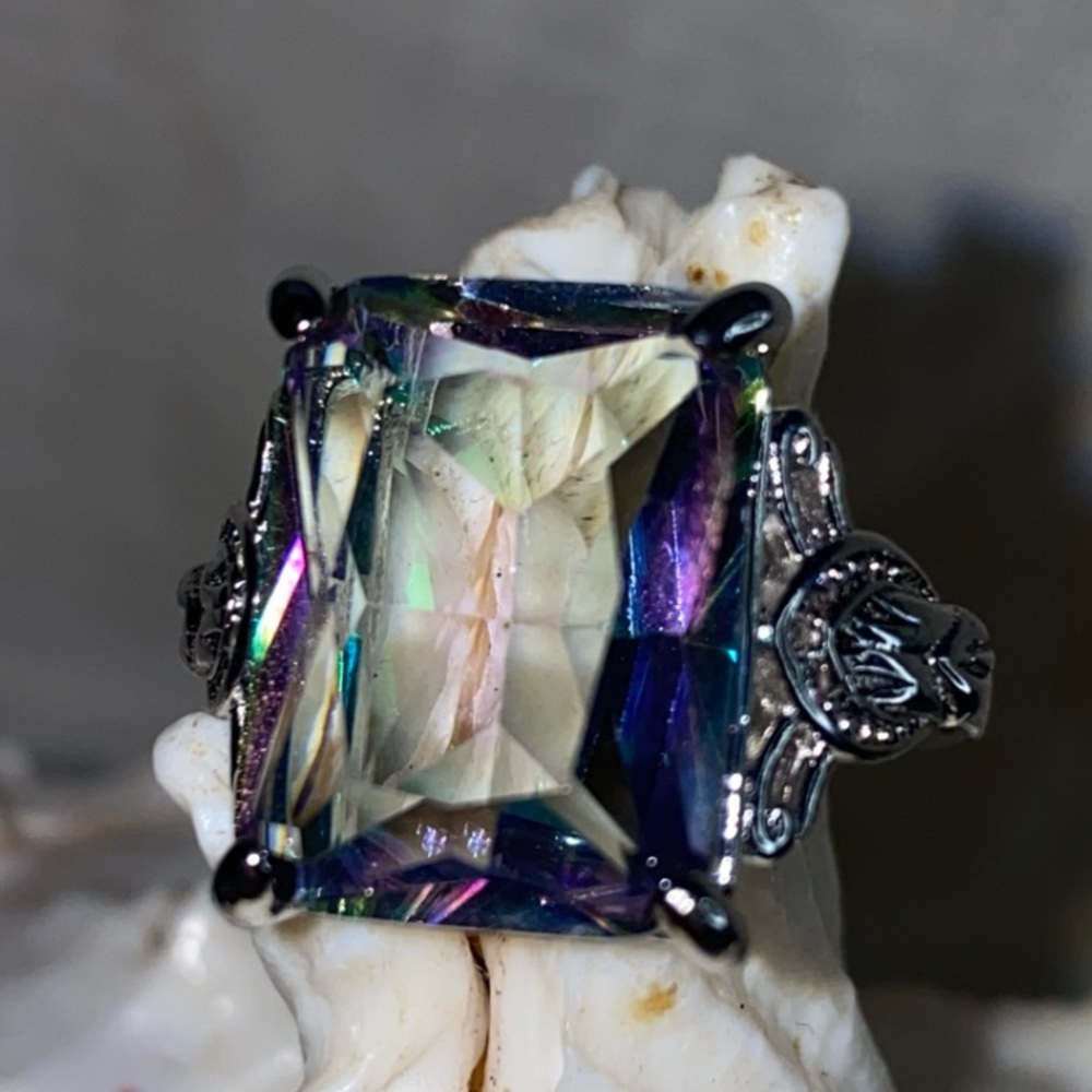 Stunning Mystic Topaz Handcrafted 925 Ring